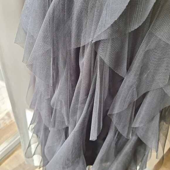 Elegant Black Layered Tulle Skirt/Dress - Picture 6 of 7